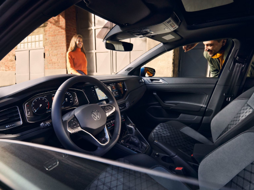 Volkswagen Polo - Interior