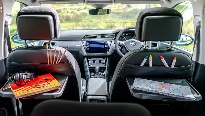 Volkswagen Touran - Interior